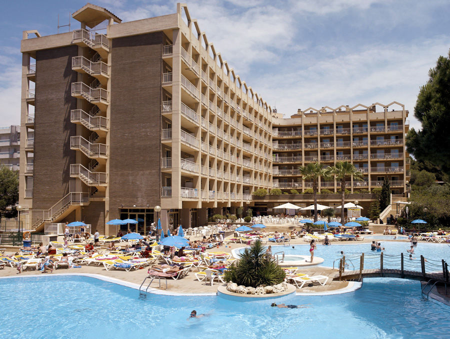 Golden Avenida Family Suites 4* سالو المظهر الخارجي الصورة