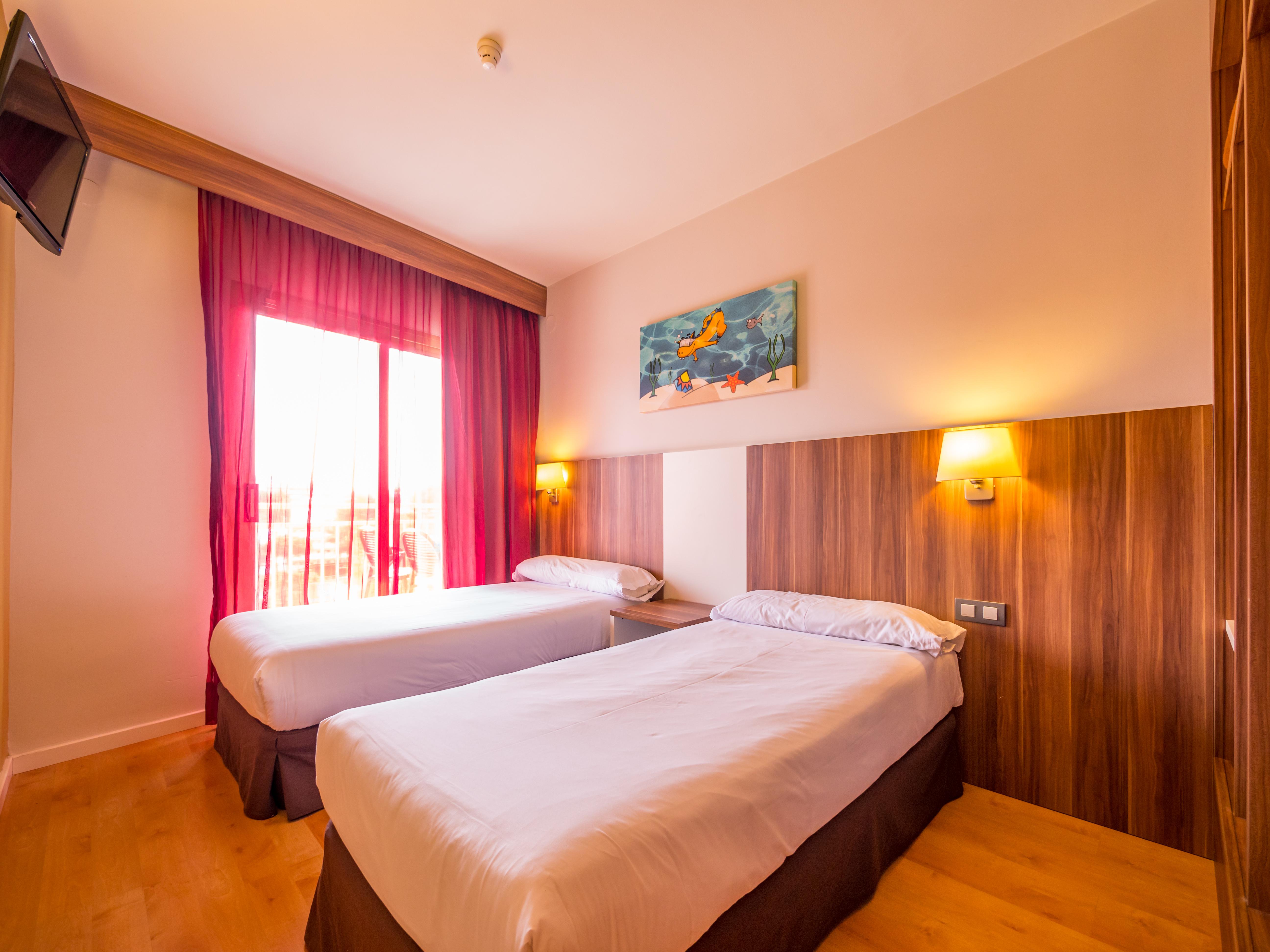 Golden Avenida Family Suites 4* سالو المظهر الخارجي الصورة