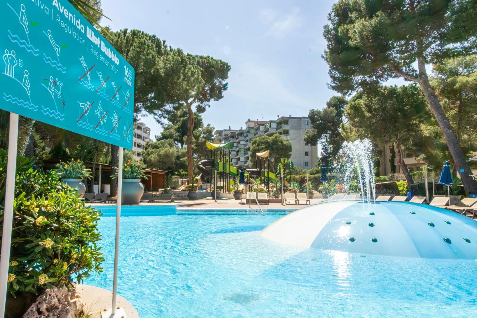 Golden Avenida Family Suites 4* سالو المظهر الخارجي الصورة