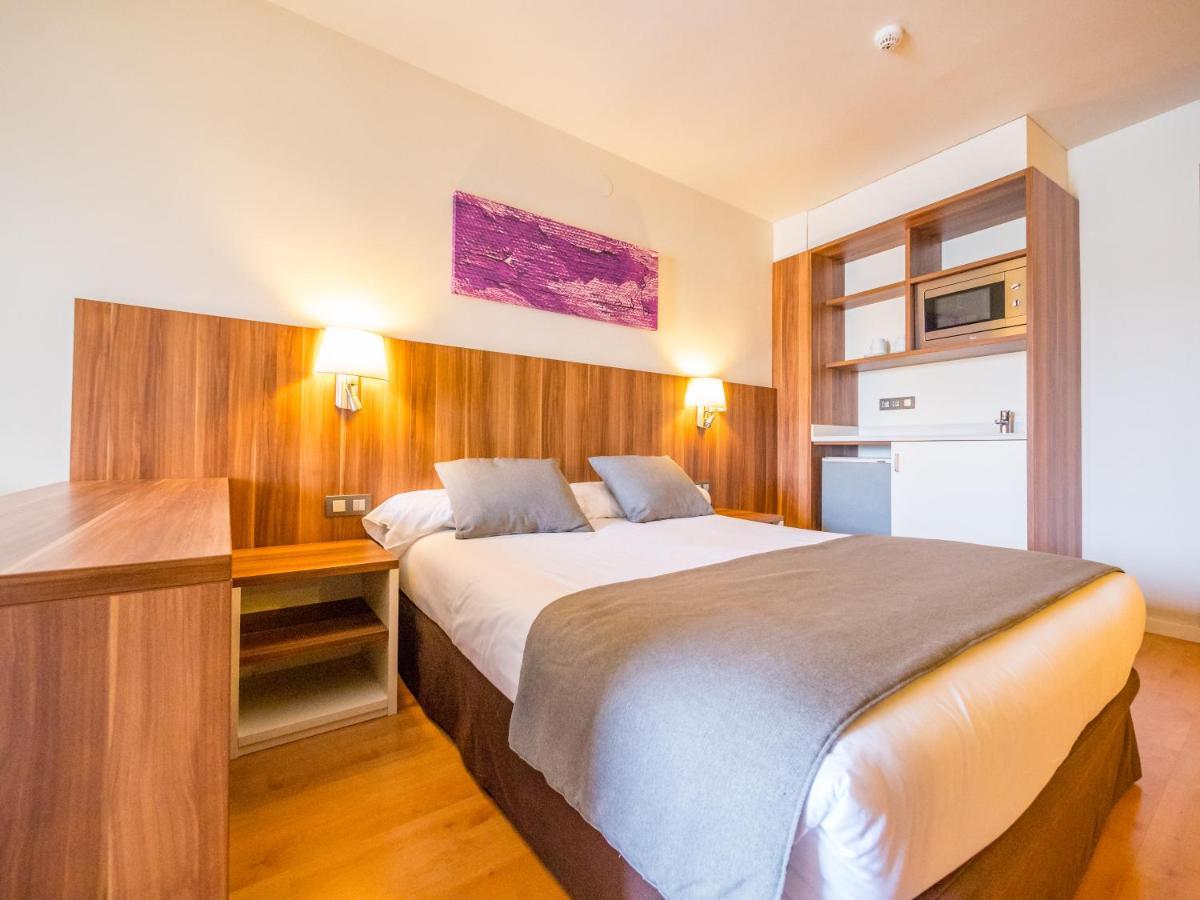 Golden Avenida Family Suites 4* سالو المظهر الخارجي الصورة